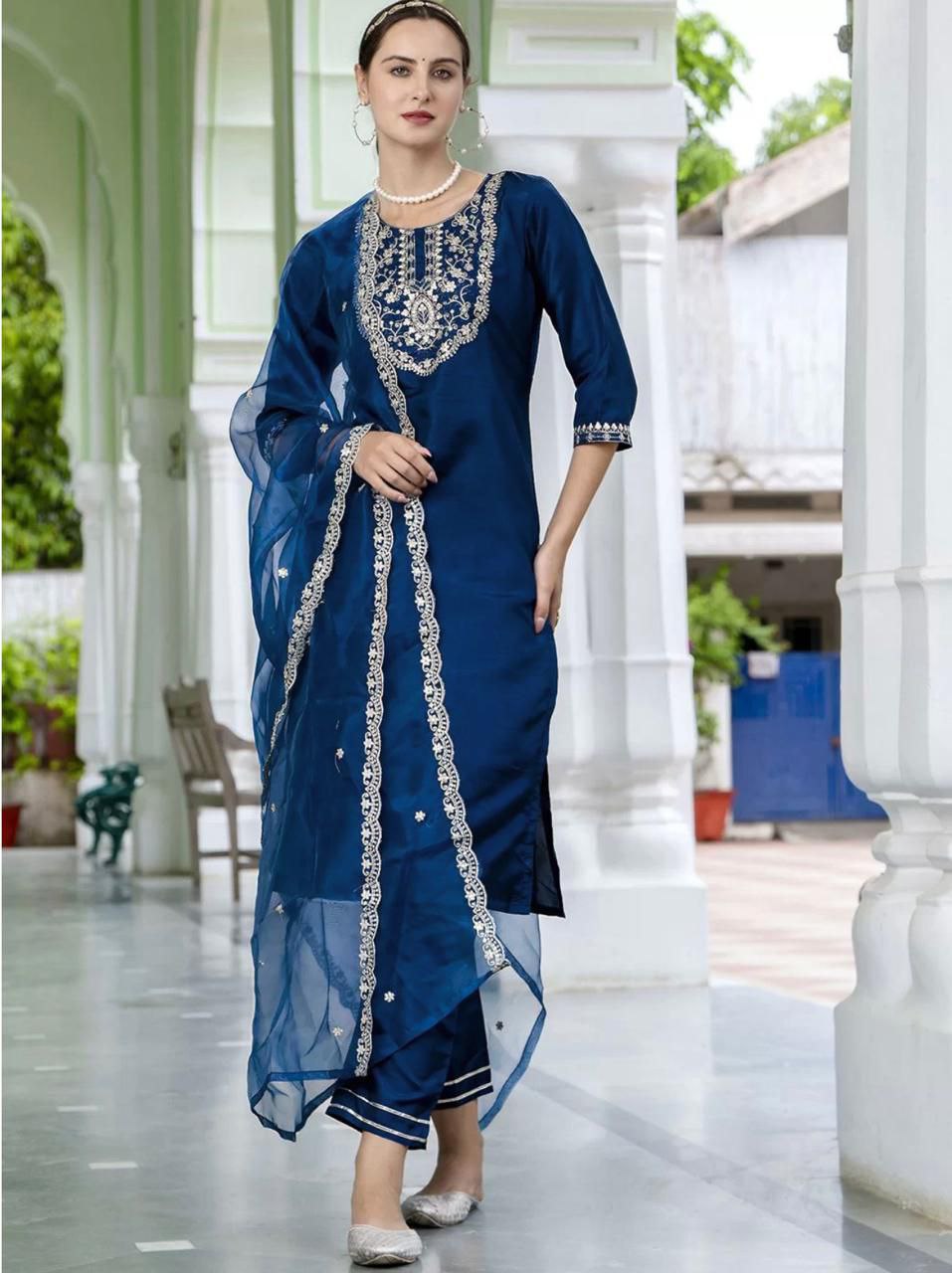 Luxurious Roman Silk Embroidery Work Kurta Set With Organza Dupatta
