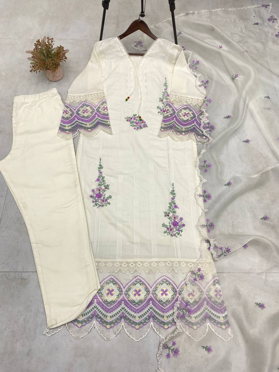 NEW EMBROIDERY WORK WHITE KURTA PANT WITH DUPATTA SET