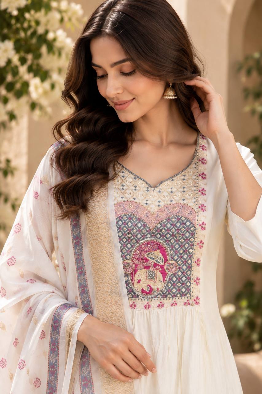 Royal Aura Premium Roman Silk Set