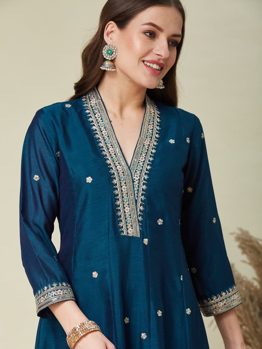 Elegant Vichhitra Silk Kurta Set with Embroidery Work