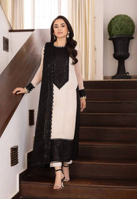 Gorgeous Heavy Crepe Thread Work Festival Special Suit Set