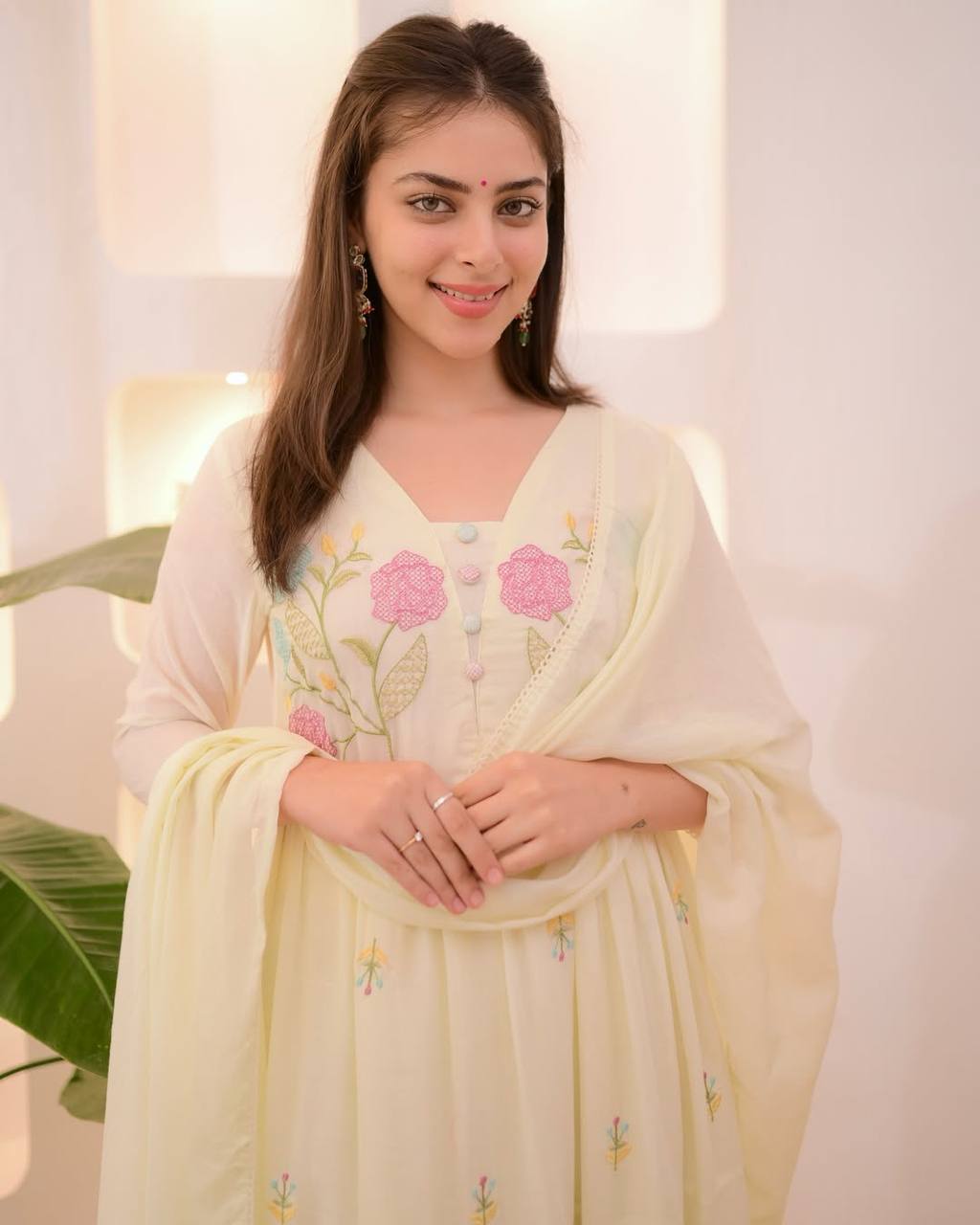 Exclusive Chanderi Embroidered Ethnic Outfit