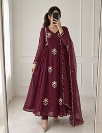 A-Line Anarkali Kurti Set – Elegant & Classy Look