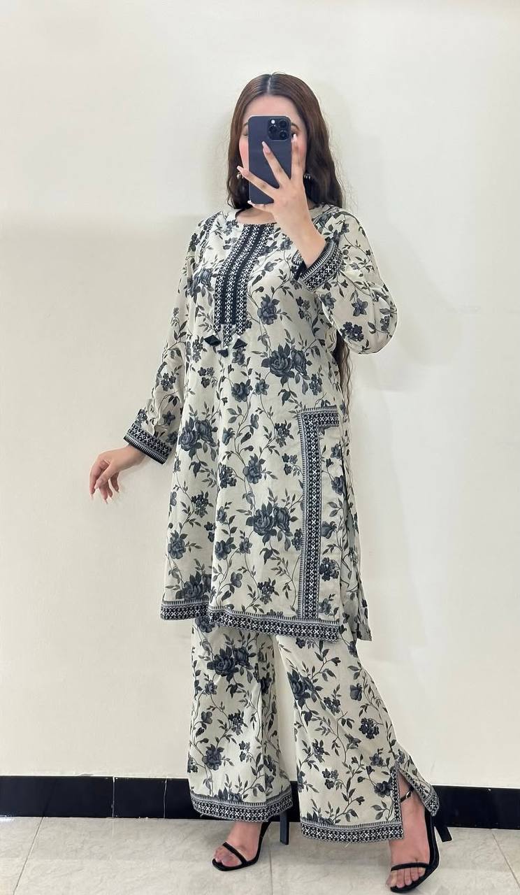 NEW BEAUTIFUL KURTA PANT WITH DUPATTA SET